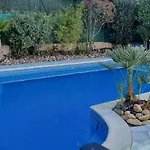 Villa De 4 Avec Piscine Privee Jardin Clos Et Wifi A A 1 Km De La